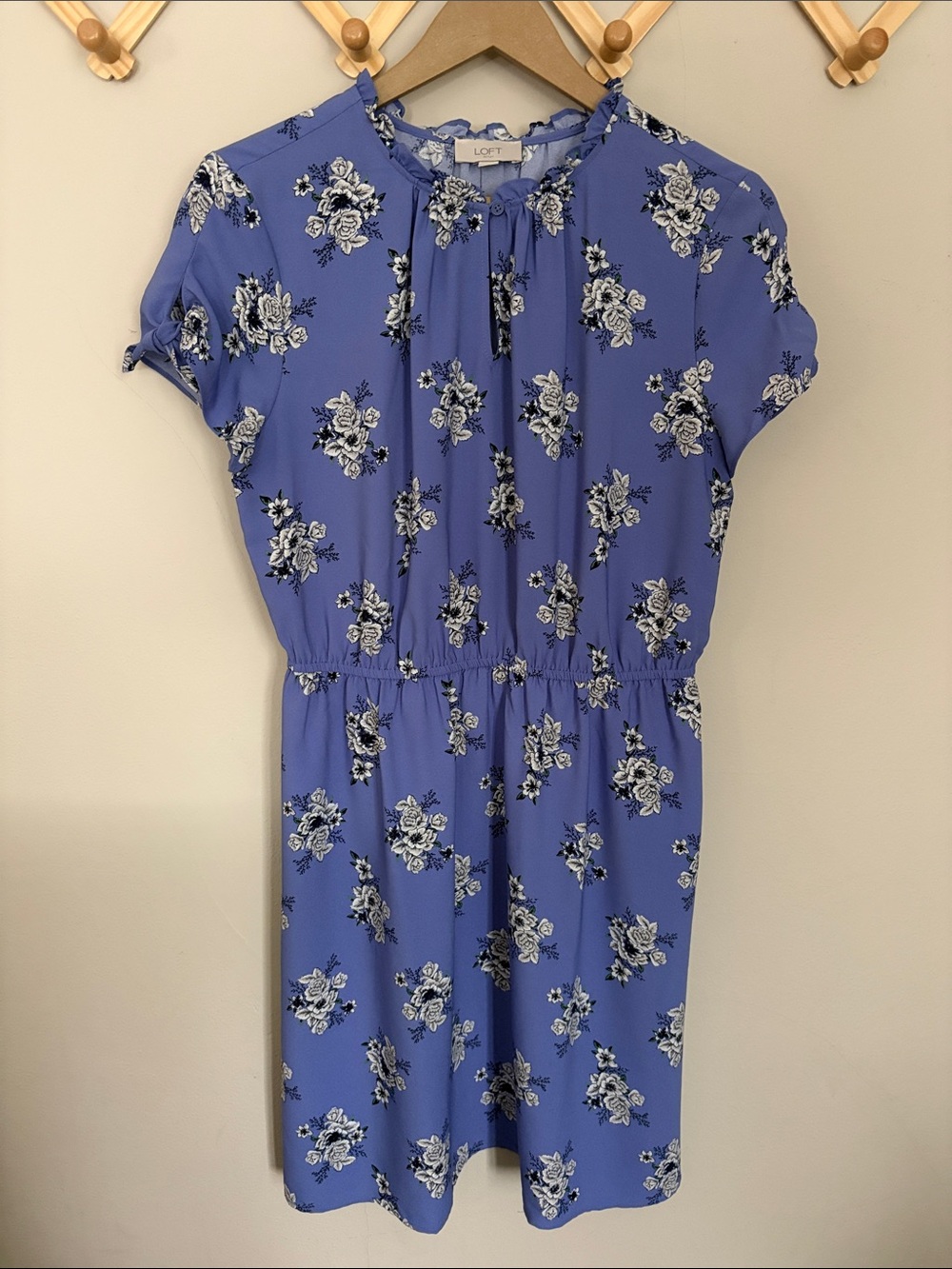 LOFT Periwinkle Blue Floral Tie-sleeve Dress